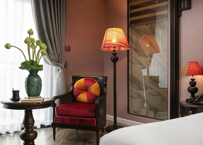 Acoustic & SpaSpa Hotel